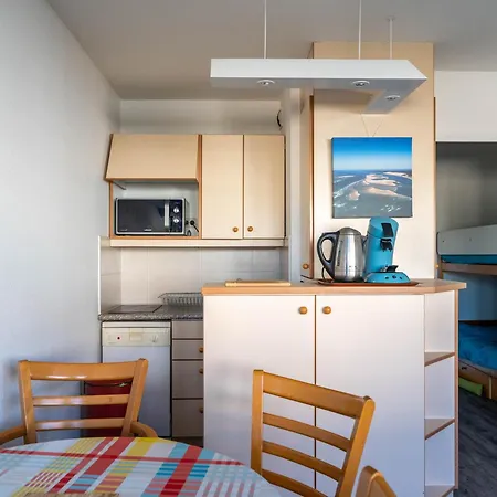 Apartment Calme Proche Avec Parking Securise Et Balcon - - Fr-1-319-547 *