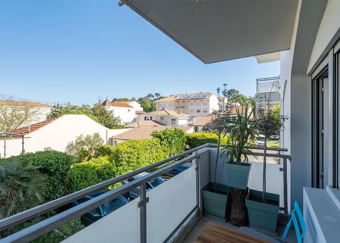 Calme Proche Avec Parking Securise Et Balcon - - Fr-1-319-547 Arcachon